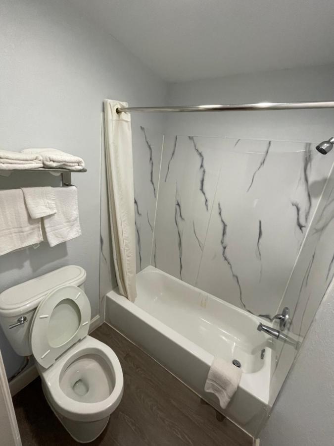 Western Inn West Columbia Εξωτερικό φωτογραφία